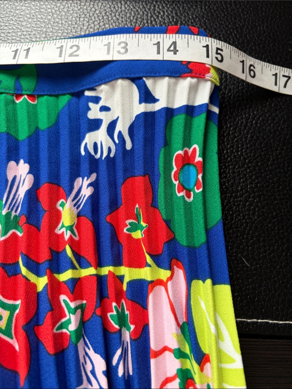 Boden Pleated Midi Skirt Blue Wildflower Cluster mid calf invisible zip Sz 8 - Picture 4 of 10
